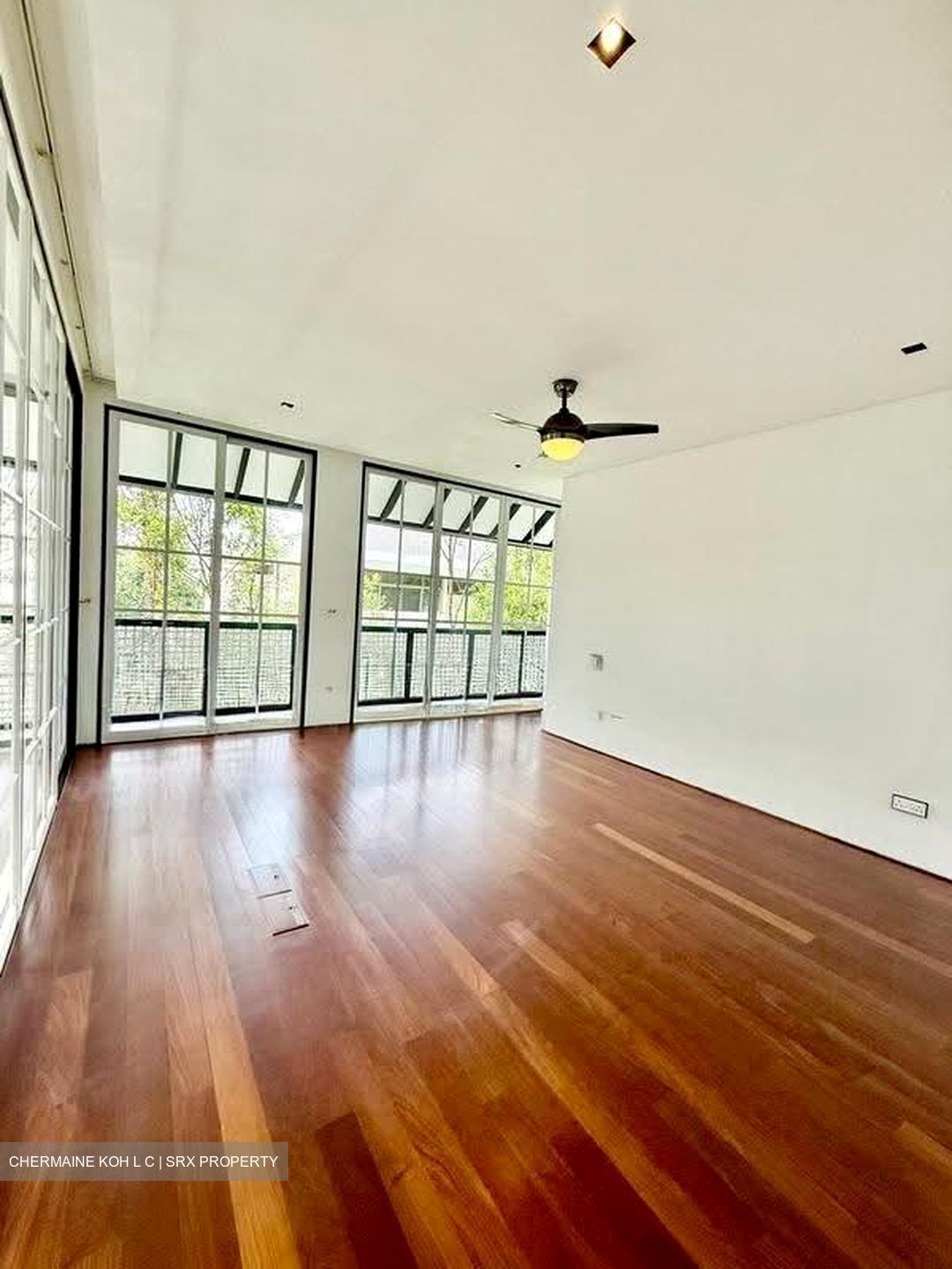 Mountbatten Road (D15), Terrace #608502561